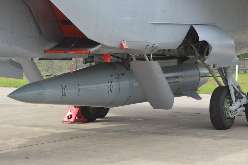 Close-up of the Kinzhal missile