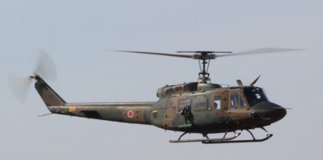 uh1j-002