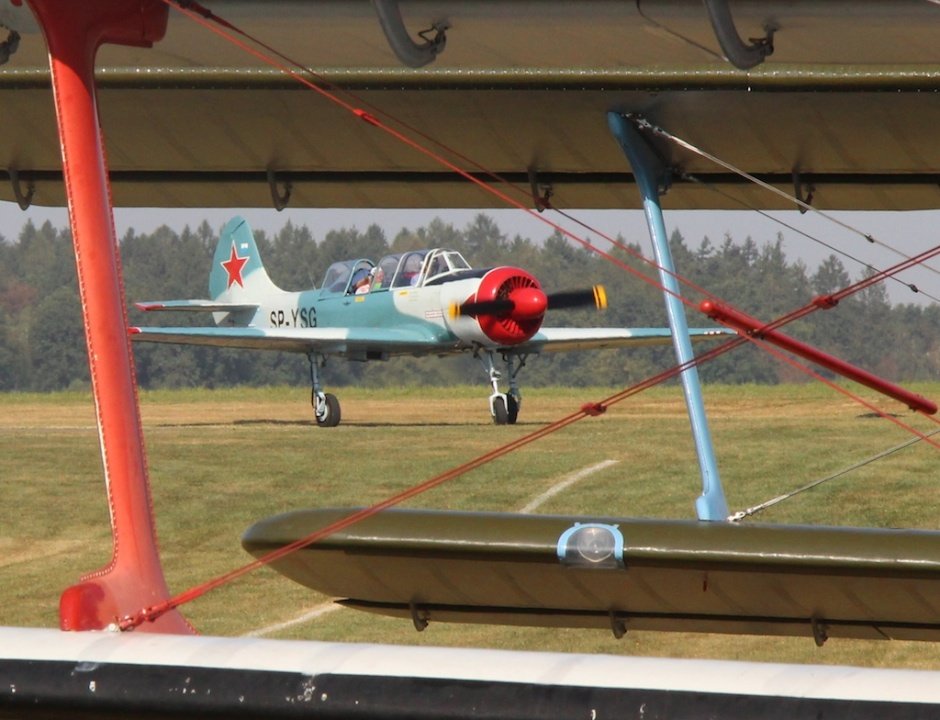 yak52-002