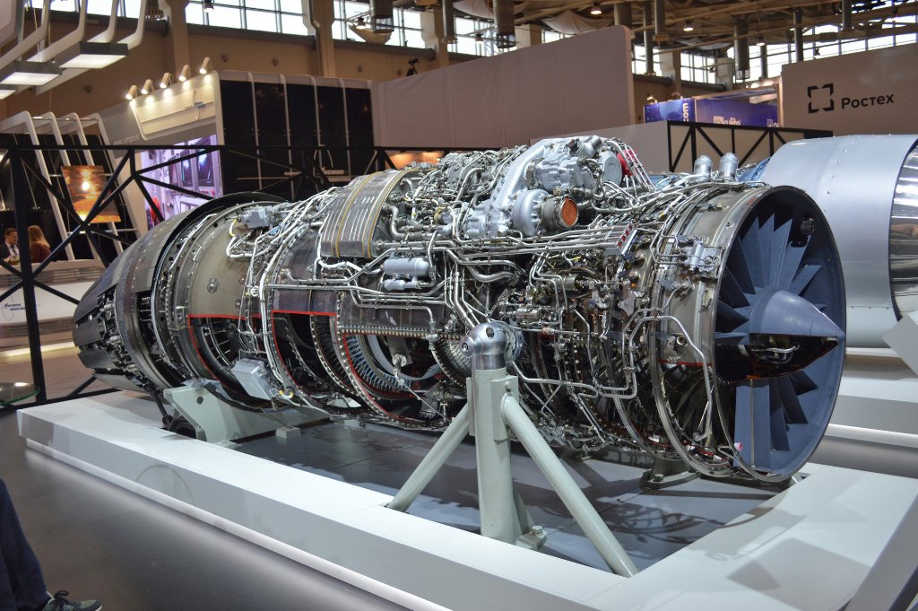A cutaway AL-41F-1S engine