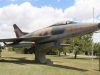 f100-001