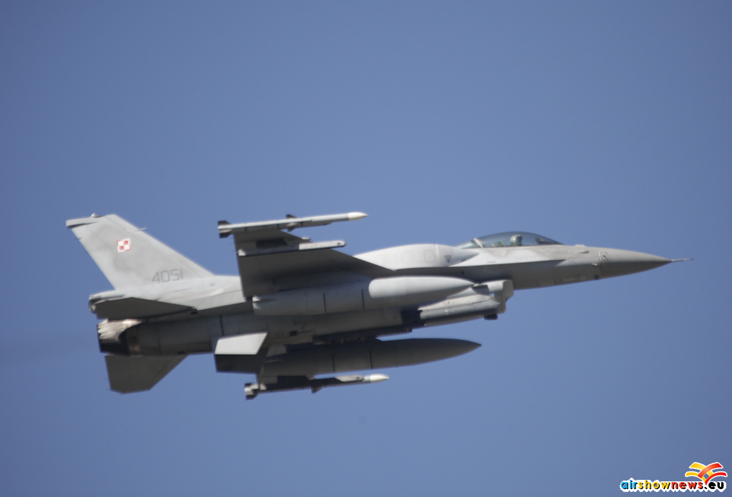 F16-005