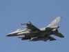 f16-003