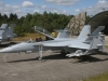f18-003