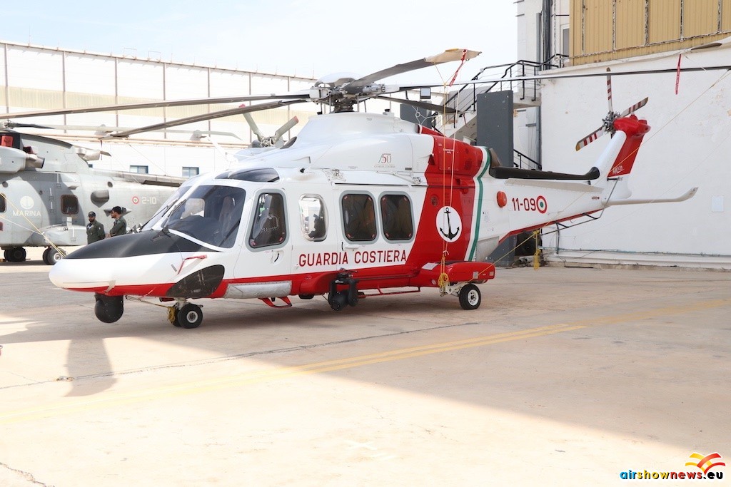 aw189-003