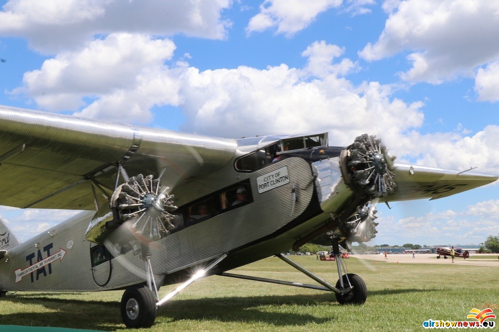 trimotor-001