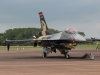 f16-003