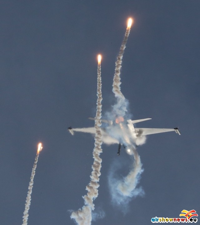 F16-007