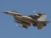 f16-001