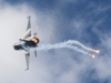 f16-001