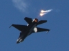 f16-002